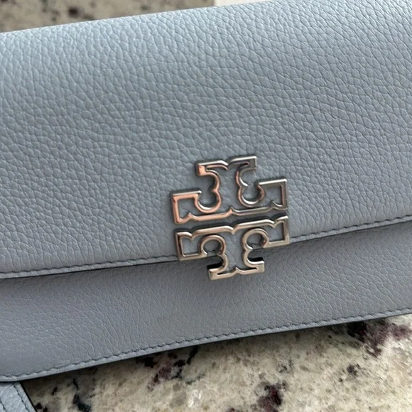 tory Burch Britten chain wallet wristlet - Picture 3 of 8